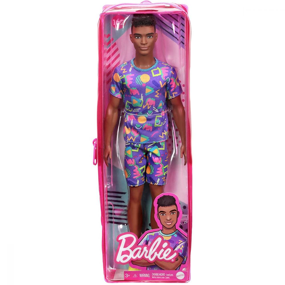 Papusa Baiat Fashionistas Cu Tinuta Lejera Multicolora