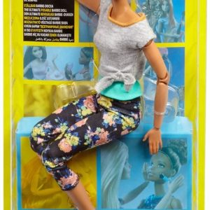 PAPUSA BARBIE MEREU IN MISCARE YOGA STYLE